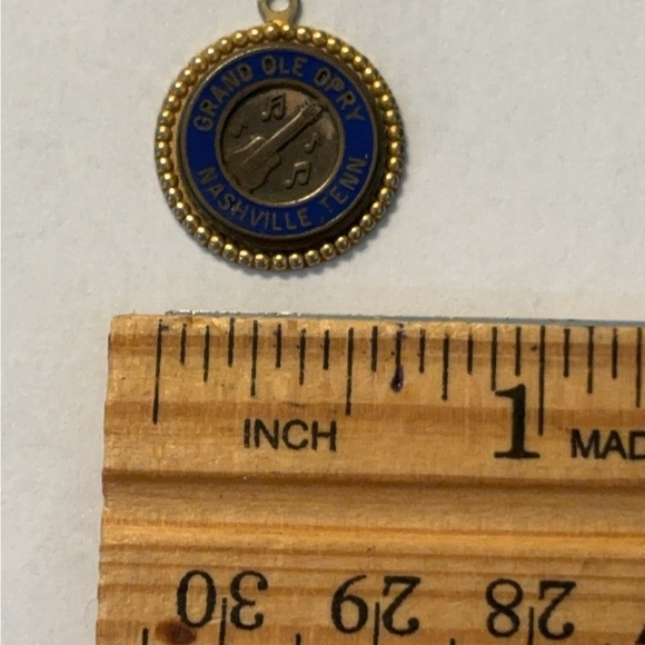 Grand Ole Opry Charm for necklace vintage - Picture 2 of 4